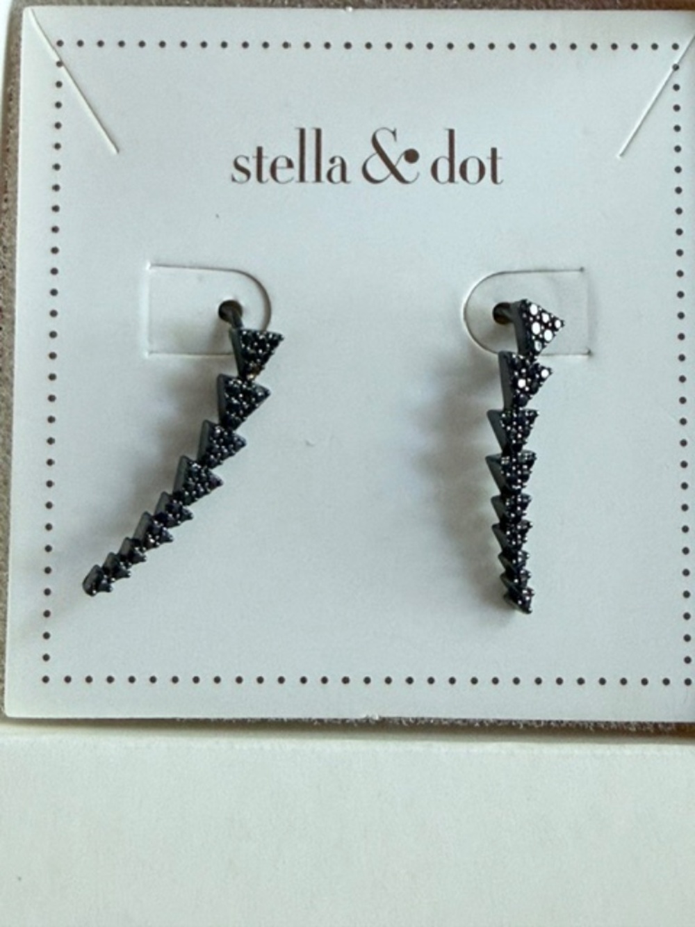 Stella & Dot Pavé Triangle Path Ear Climbers Hematite Black NWT